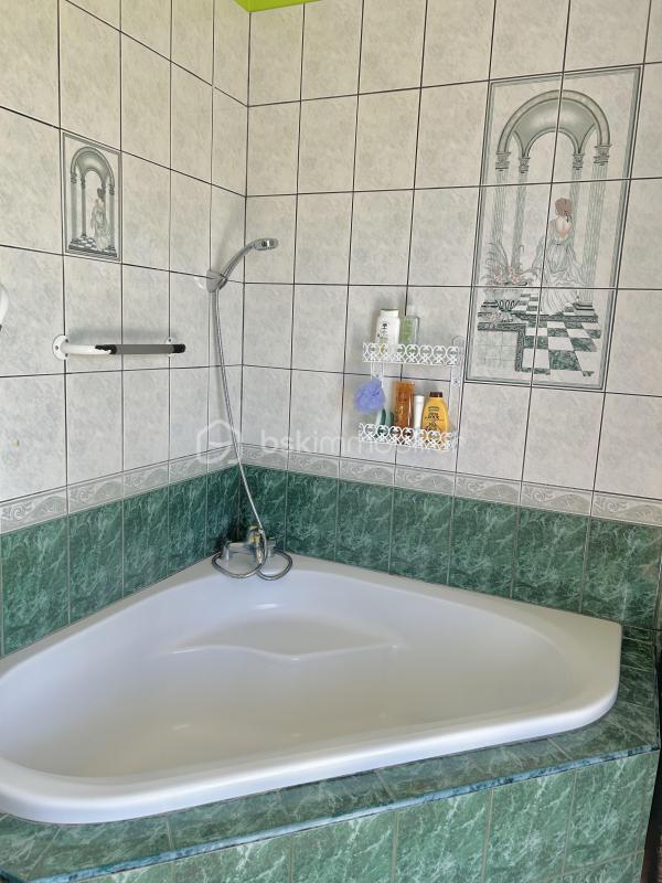 Maison - 120 m² - 4 pièces