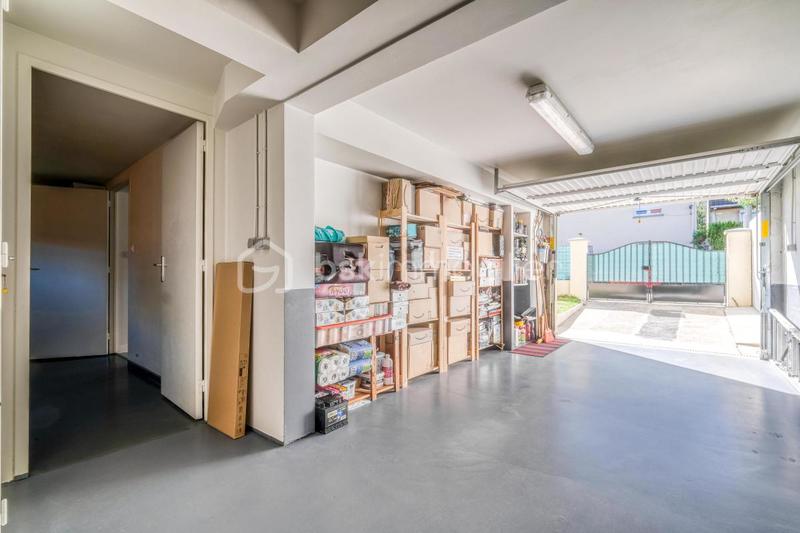 Maison traditionnelle - 85 m² - 3 pièces