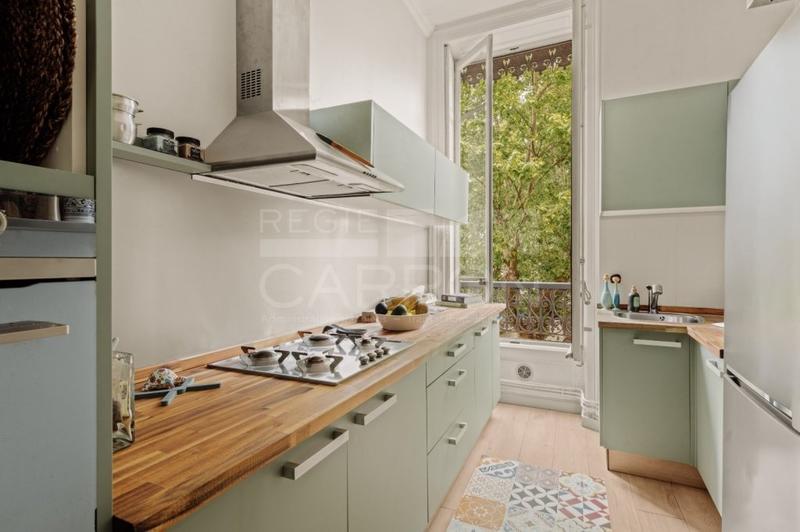 Appartement - 98 m² - 4 pièces