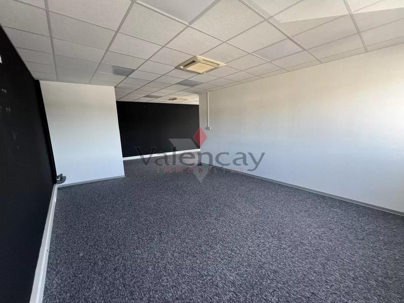 Bureau - 63 m² - 2 pièces