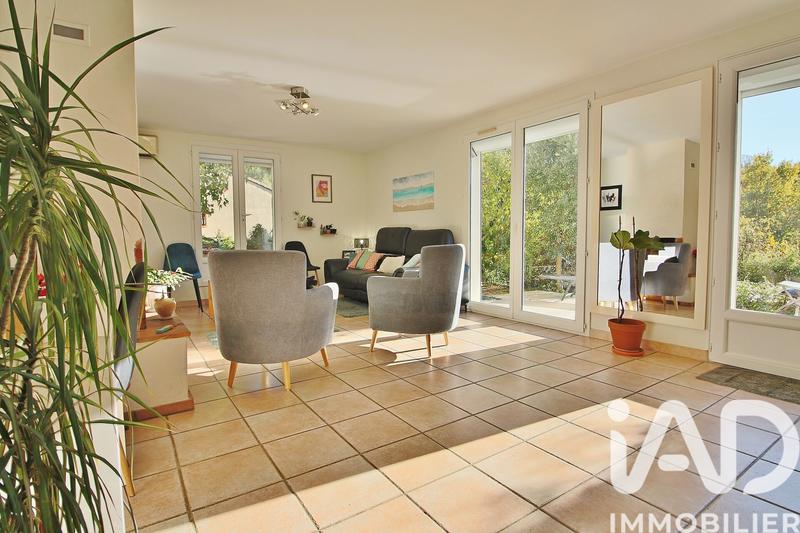 Maison - 104 m² - 5 pièces