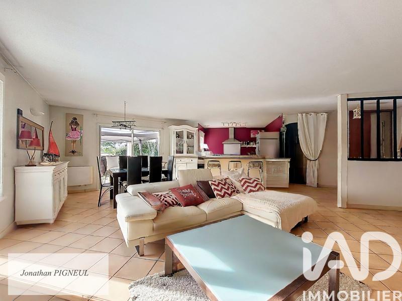 Maison - 102 m² - 5 pièces