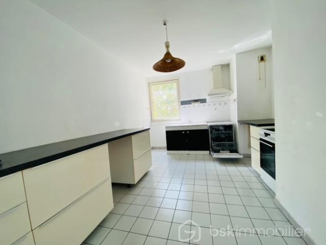 Appartement - 88 m² - 4 pièces