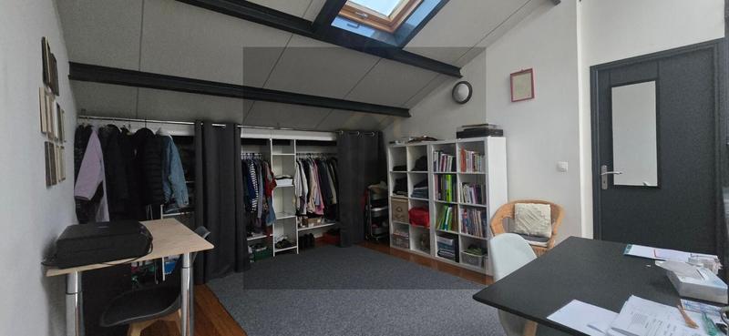 Duplex - 98 m² - 4 pièces