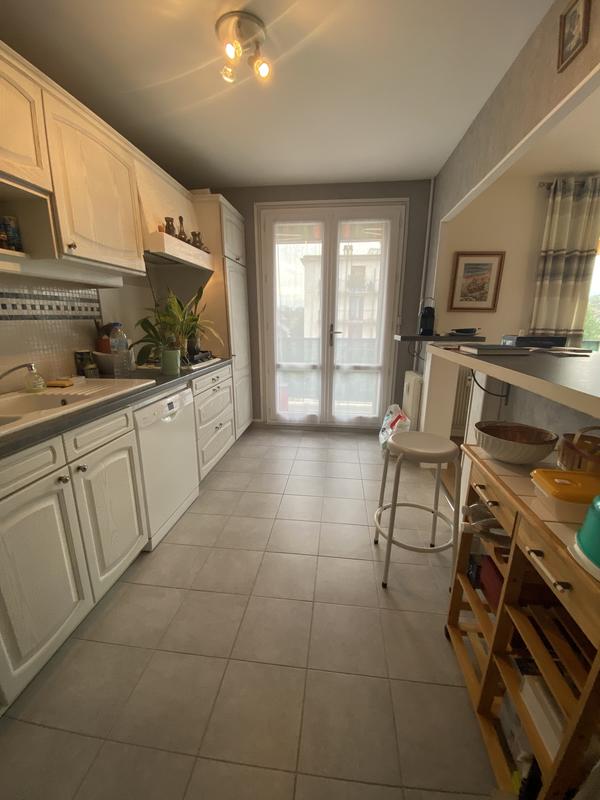 Appartement - 93 m² - 4 pièces