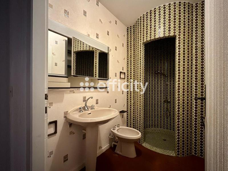 Maison - 183 m² - 5 pièces