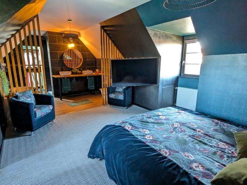 Maison - 217 m² - 7 pièces