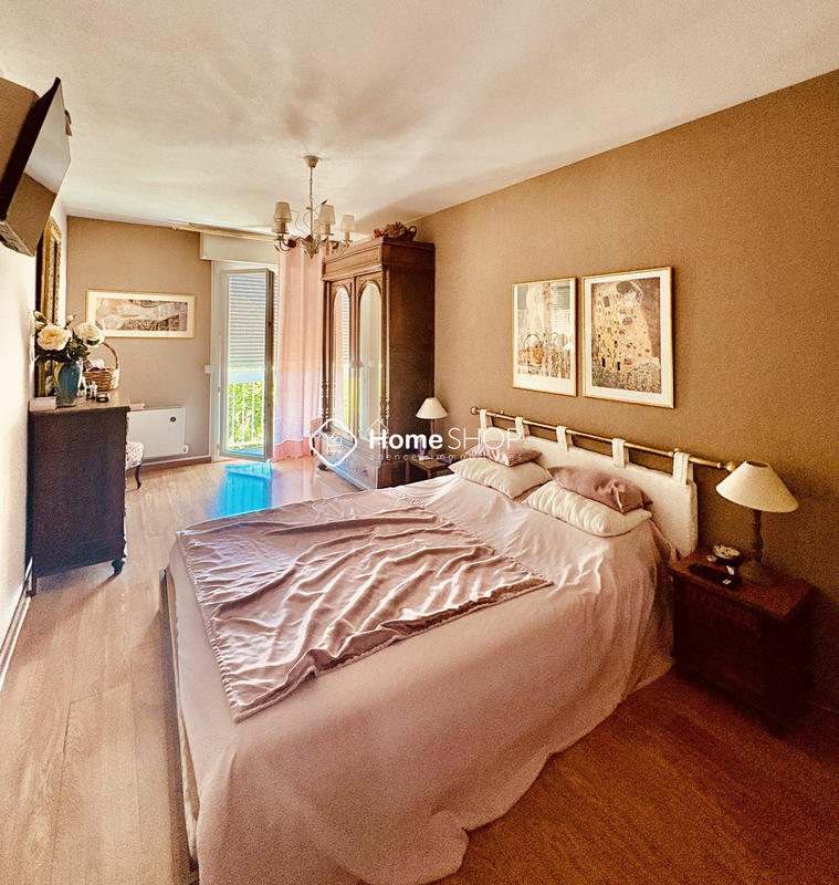 Appartement - 81 m² - 3 pièces