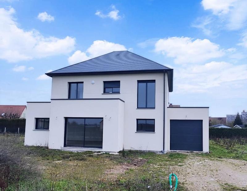 Maison - 140 m² - 6 pièces