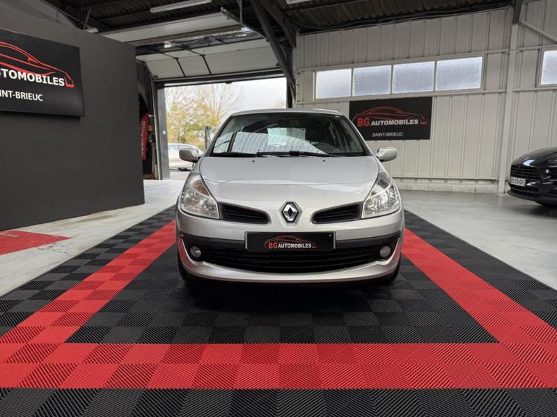 Renault Clio 1.5 dCi 85 Ch Bv Quickshift Dynamique - Garantie 6 Mois