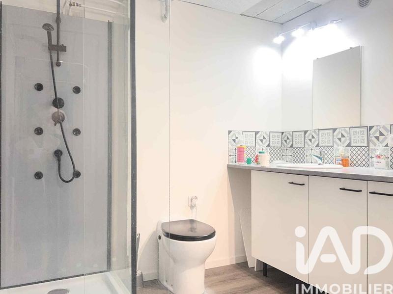 Maison - 250 m² - 7 pièces