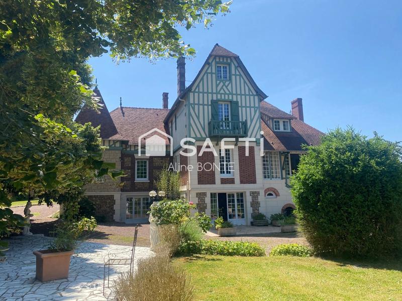 Propriété - 488 m² - 9 pièces