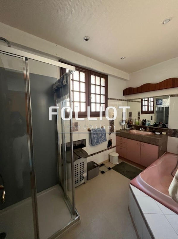 Maison - 101 m² - 4 pièces