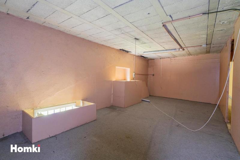 Divers - 300 m² - 6 pièces