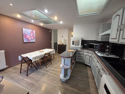 Maison - 103 m² - 5 pièces