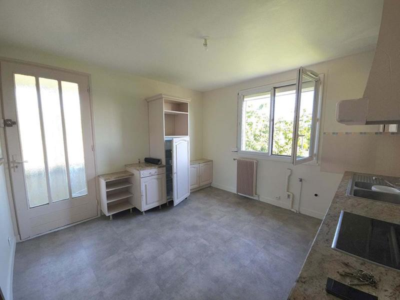 Maison - 111 m² - 6 pièces