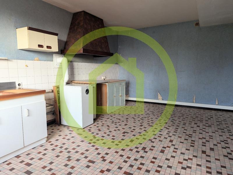 Maison - 220 m² - 7 pièces