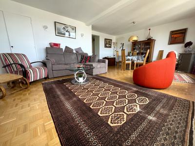 Appartement - 82 m² - 3 pièces