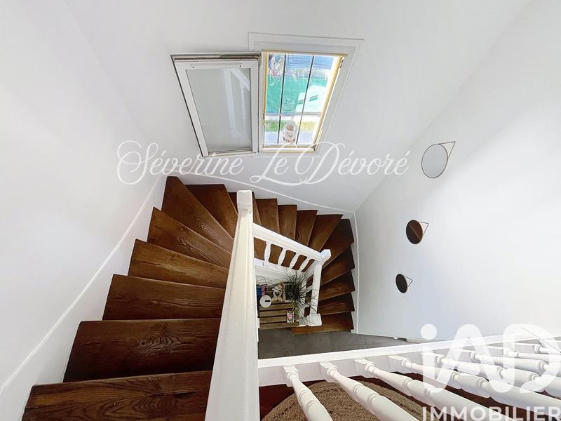 Maison - 99 m² - 6 pièces