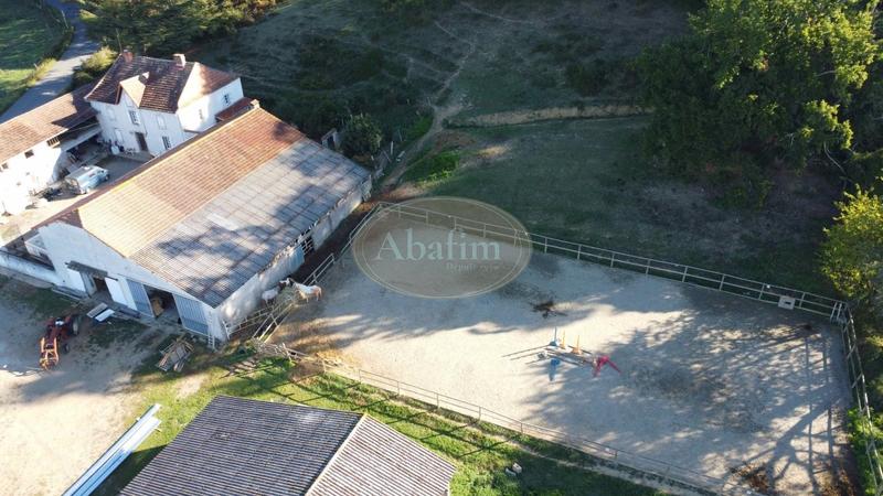 Maison - 300 m² - 10 pièces