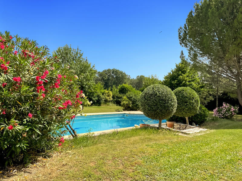 Maison - 210 m² - 5 pièces