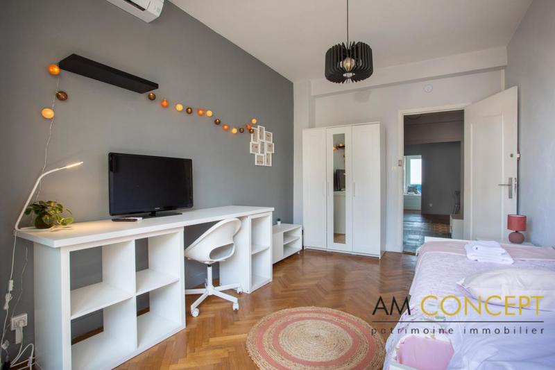 Appartement - 75 m² - 4 pièces