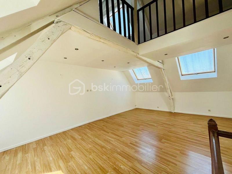 Immeuble - 170 m² - 6 pièces