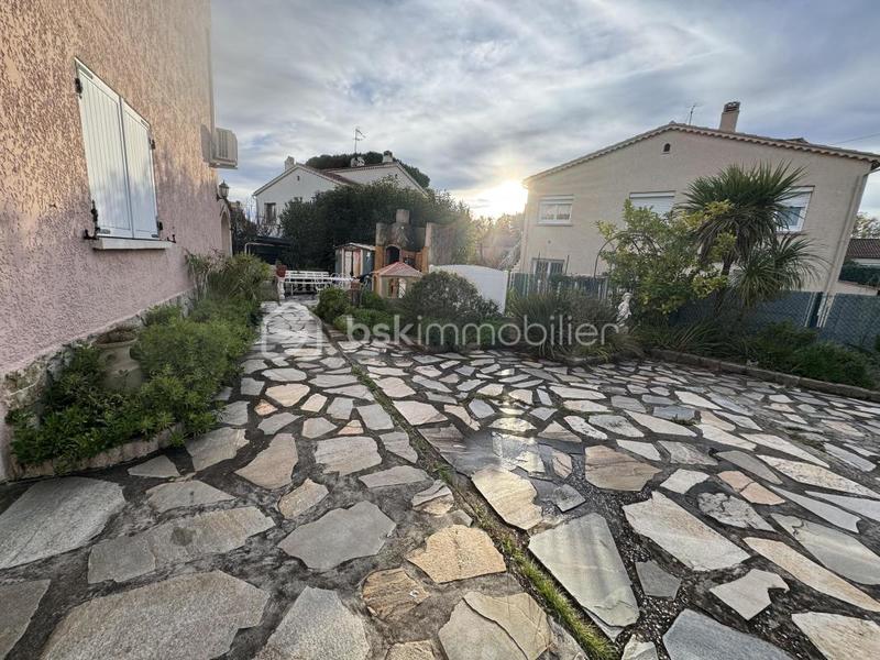 Villa - 82 m² - 4 pièces