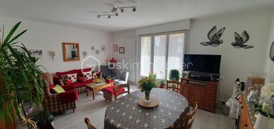 Appartement - 92 m² - 5 pièces