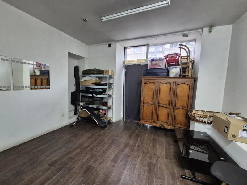 Local commercial - 45 m² - 2 pièces