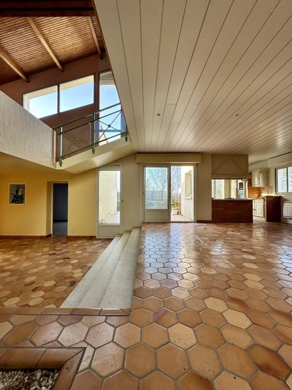 Maison - 188 m² - 5 pièces
