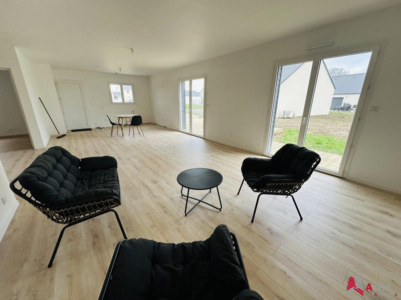 Maison - 80 m² - 3 pièces