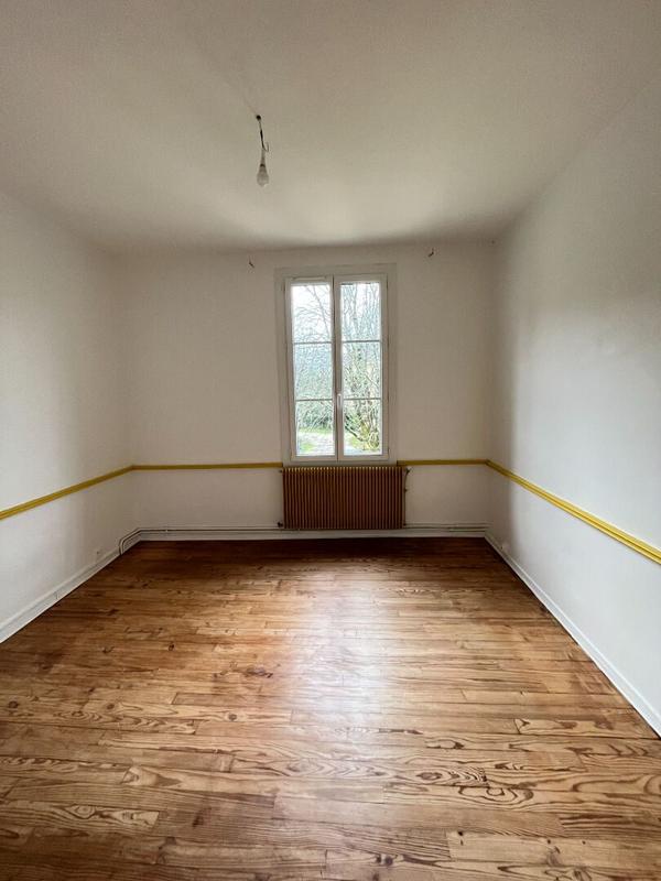 Maison - 240 m² - 6 pièces