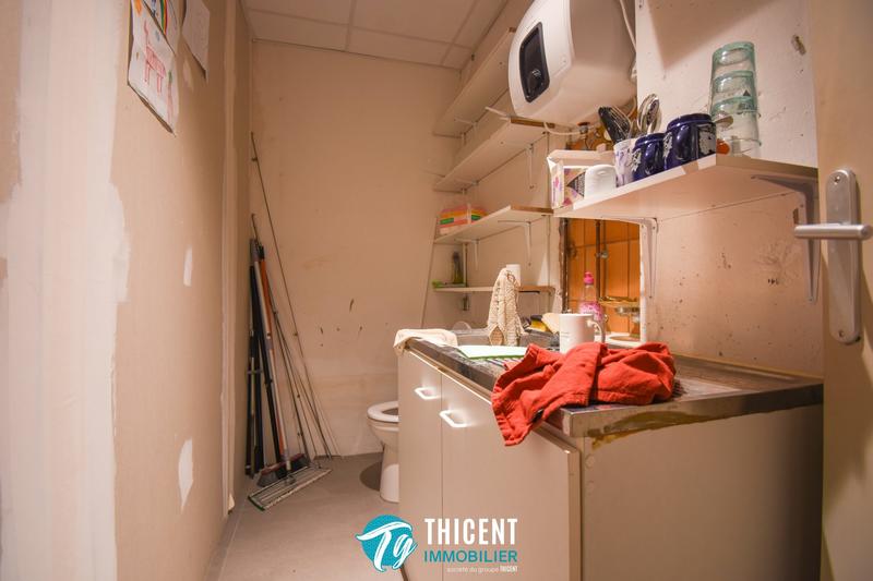 Fonds de commerce - Local commercial - 105 m²