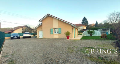 Maison - 131 m² - 8 pièces