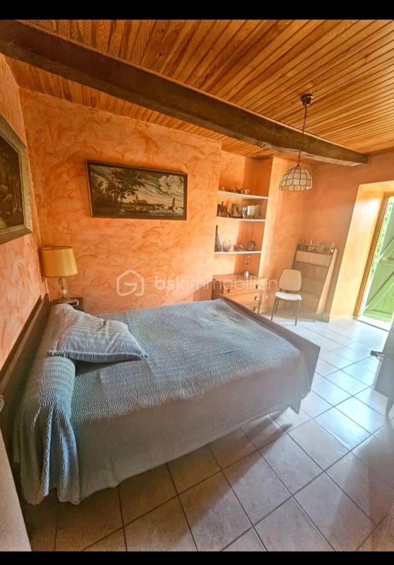 Corps de ferme - 130 m² - 7 pièces