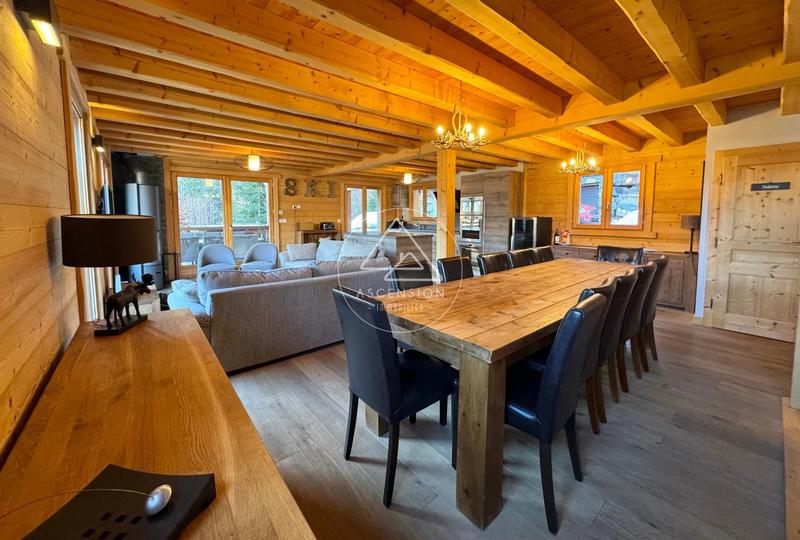 Châlet - 185 m² - 6 pièces