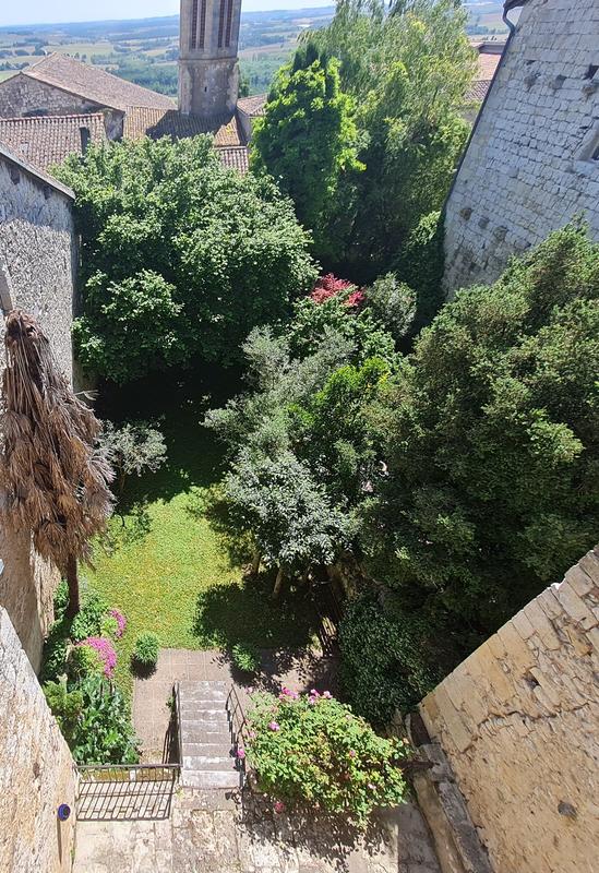 Maison - 200 m² - 7 pièces