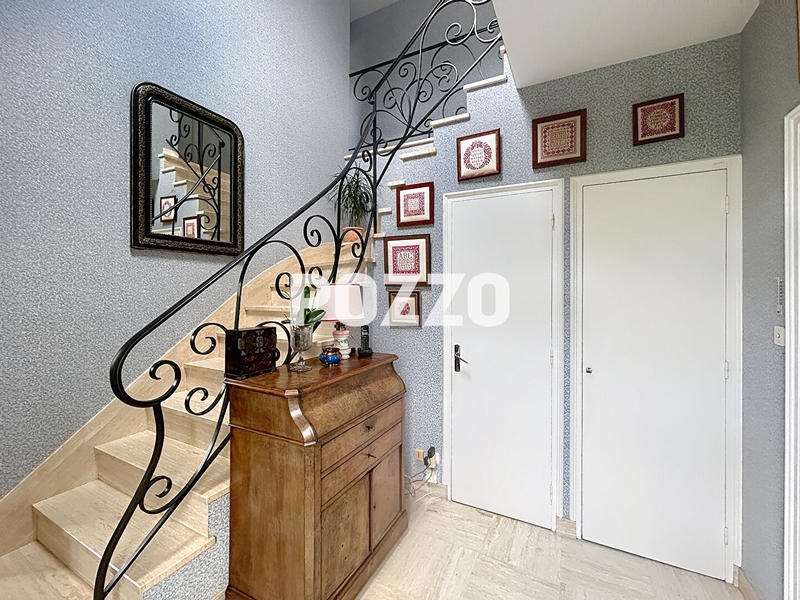 Maison - 135 m² - 6 pièces