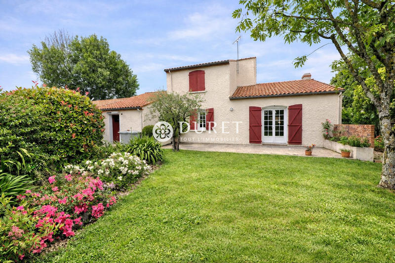 Maison traditionnelle - 130 m² - 6 pièces