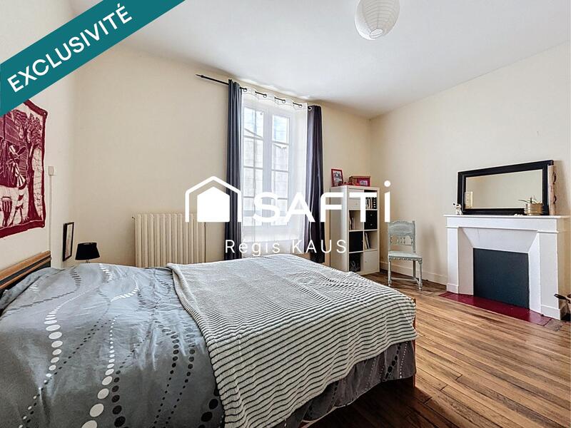 Maison - 220 m² - 8 pièces