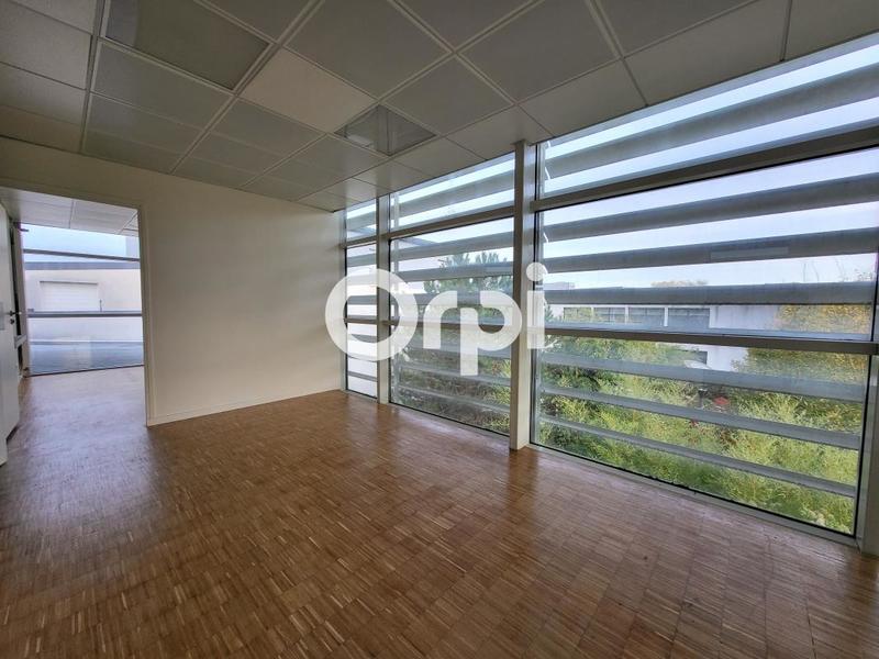 Bureau - 158 m²