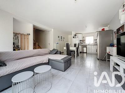 Maison - 83 m² - 5 pièces