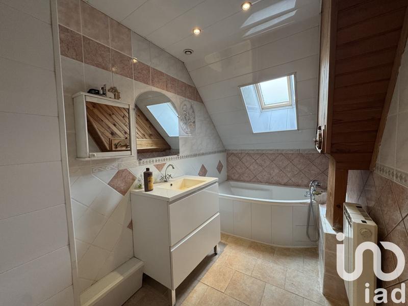 Maison - 260 m² - 7 pièces