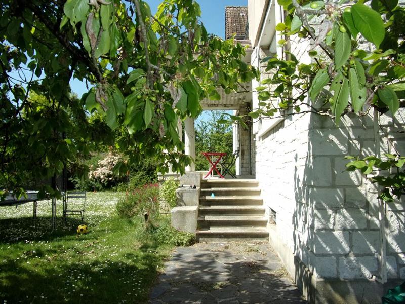 Maison - 202 m² - 7 pièces