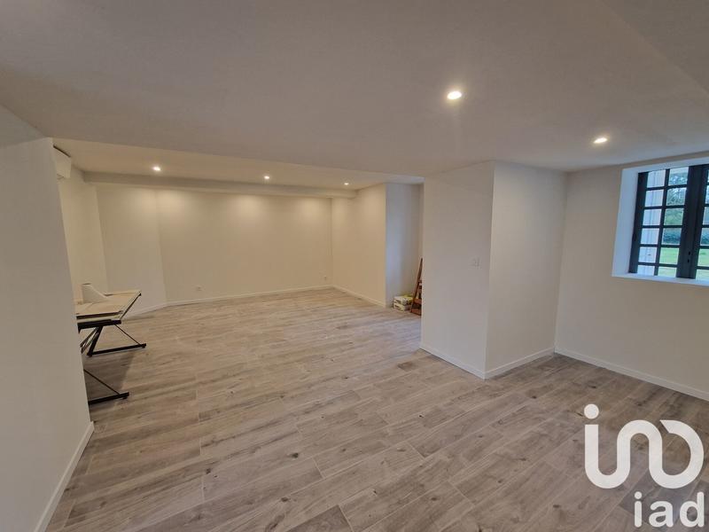 Maison - 332 m² - 11 pièces