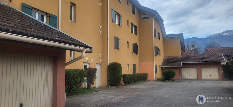 Appartement - 85 m² - 4 pièces