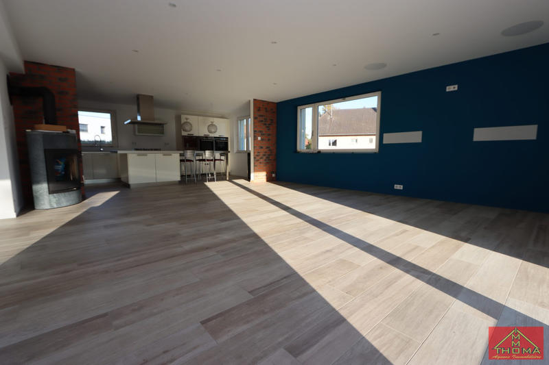 Maison - 195 m² - 9 pièces