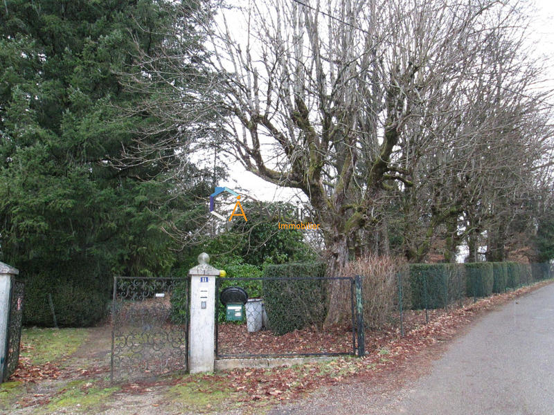 Maison - 260 m² - 9 pièces