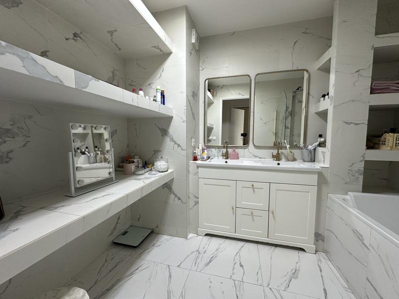 Appartement - 95 m² - 4 pièces